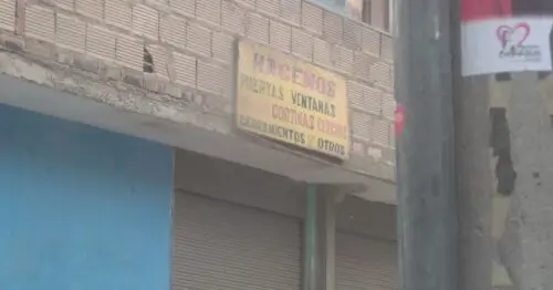 HACEMOS PUERTAS VENTANAS HACEMOS PUERTAS VENTANAS